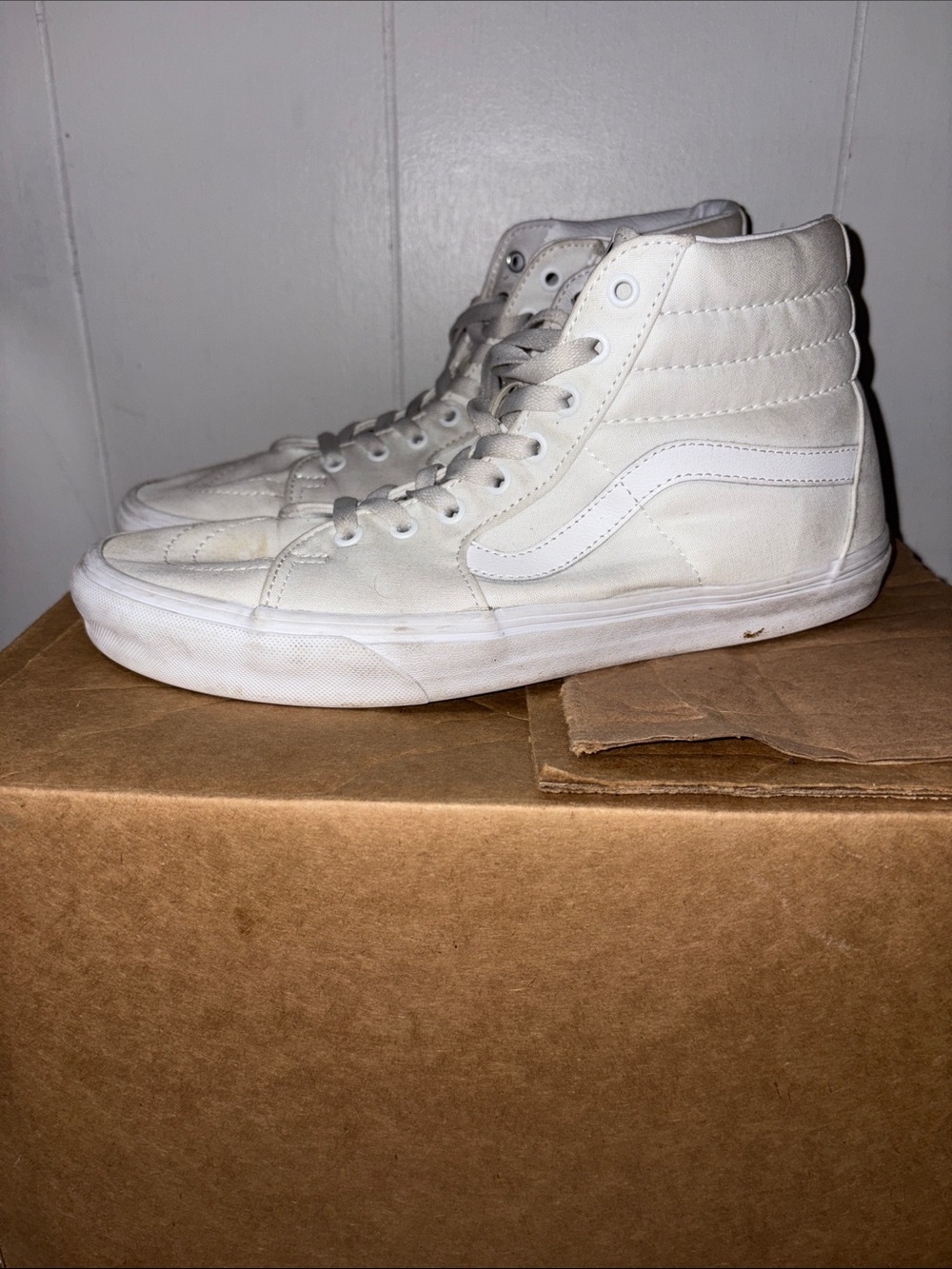 Men’s Vans Classic Sk8-Hi Sneakers size 10.5
